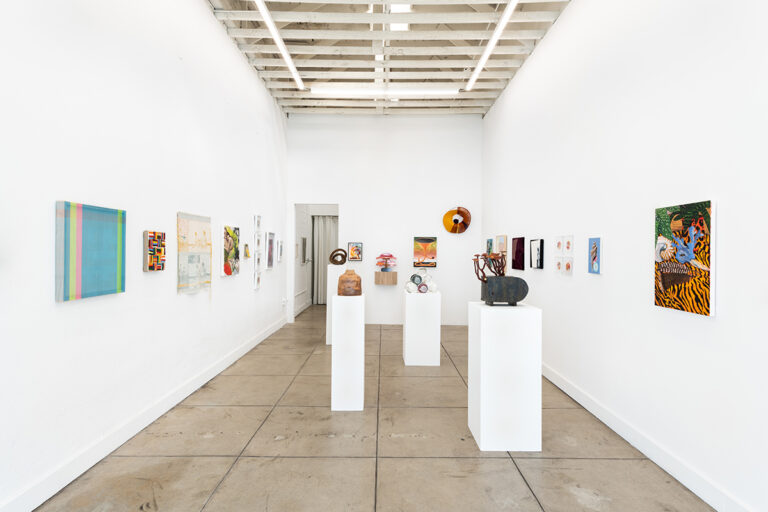 Installation image of Expanded Field at Ochi Aux, Los Angeles, CA